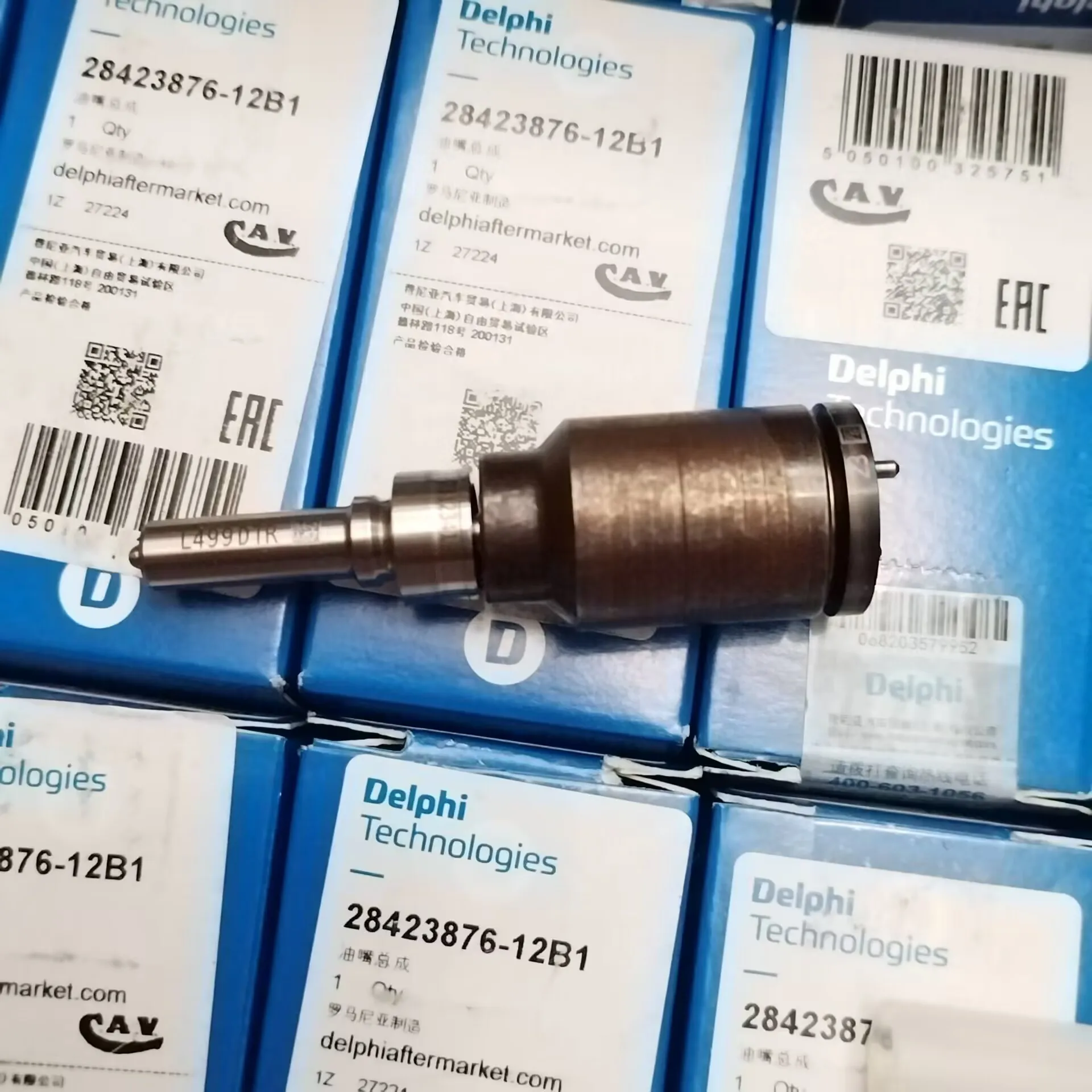 مجموعة الفوهة 28425043 (صمام 24 + فوهة L480) لحاقن PACCAR MX11 F2P 1972590، 1925658، 1952044