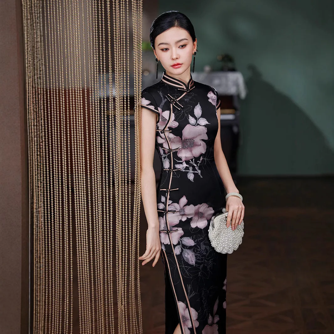

Silk Floral Traditional Vintage Modern Cheongsam Qipao Women's High-Grade Black Catwalk Daily Improved Slim-Fitting Long Retro