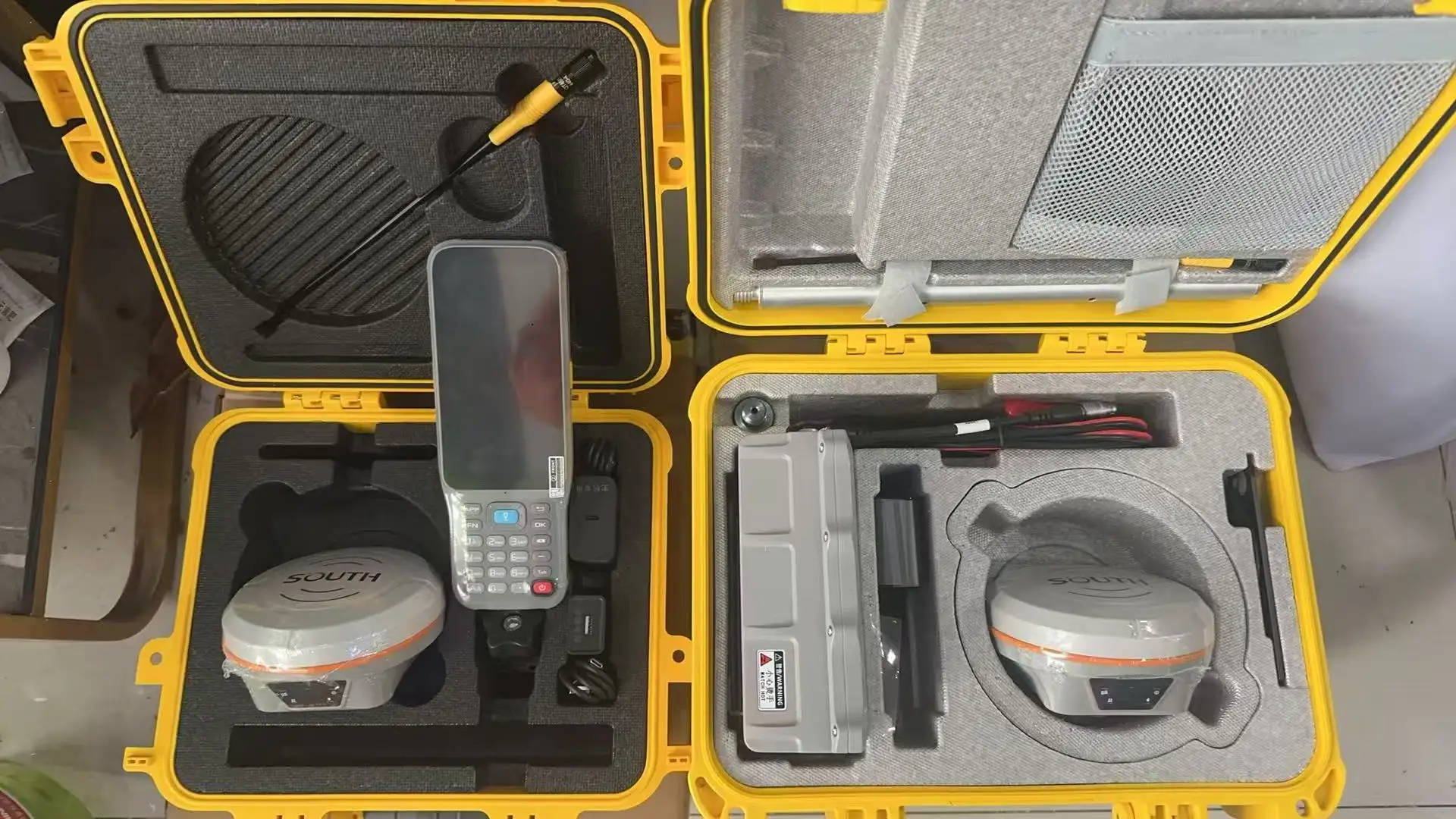 

Высокоточный приемник SOUTH G3 GPS RTK GNSS Galaxy G3 Base and Rover для геодезического инструмента