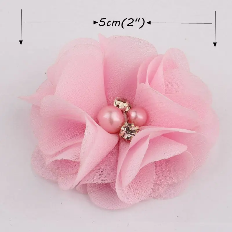10 sztuk 2 "35 kolorów śliczne eleganckie kwiaty szyfonowe z Rhinestone perłowa tkanina kwiat do włosów z klipsami dla dziewczynek akcesoria do włosów