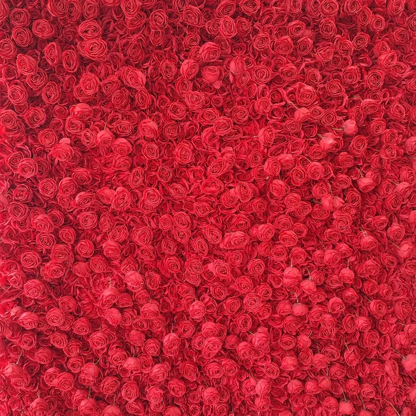 Beautiful Red Roses Fabric Flower Wall For Wedding Arrangement Romantic Atmosphere