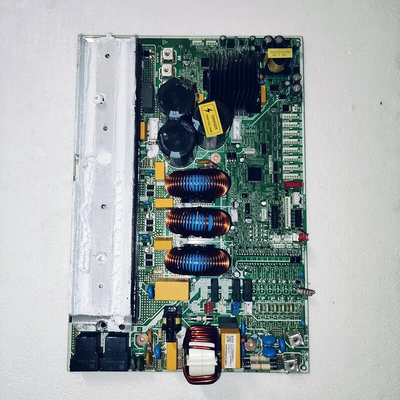 

Новая материнская плата для кондиционера Midea 17122000068023 KSA-KT3FR123W/BP3N1-E31T 17122300007152