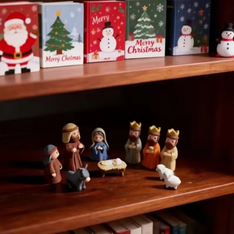 Mini-Weihnachtskrippenset in einer Metallbox, Krippenszene im Taschenformat mit Figuren von Maria, Jesus, Hirten und Tieren, Weihnachts- und Ostergeschenk, Dekoration. – Detail 1