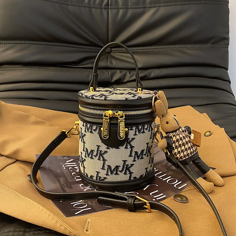 

2025 Premium Bucket Bag for Women - Fashionable Shoulder & Crossbody Bag with Vintage Print