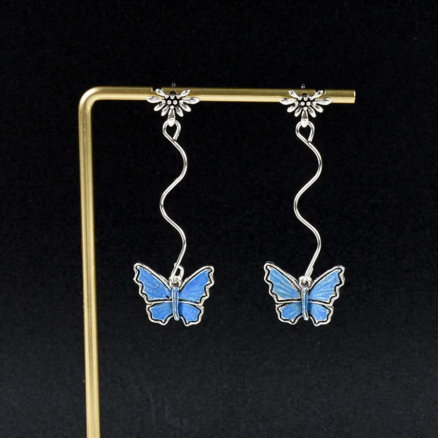 

DIY accessories Niche high-end long blue butterfly fringed stud earrings are fashionable, elegant and exquisite temperament pend