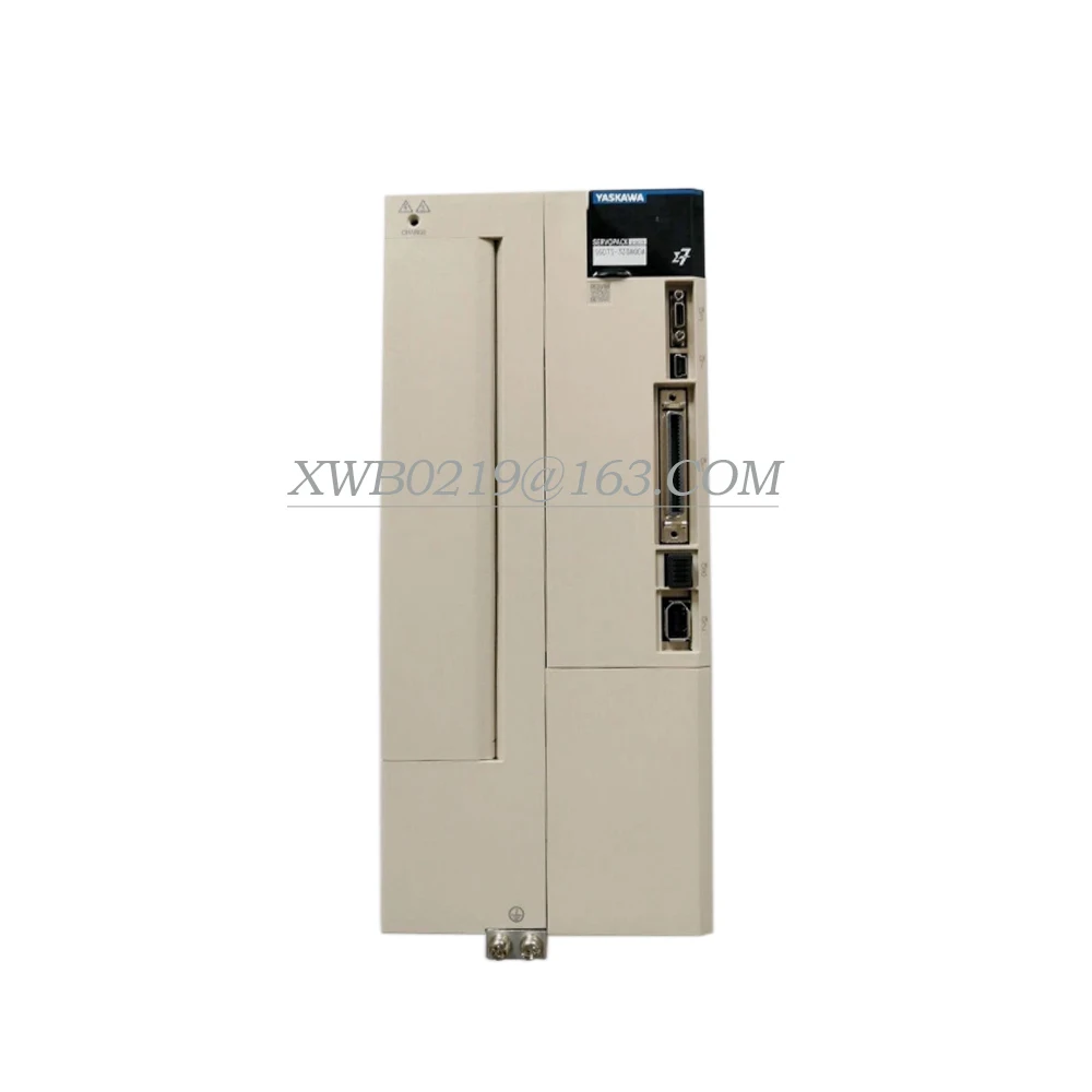 

Новый оригинальный сервопривод SGD7S-330A00A002 SGDV-330A01A SGDV-330A11A SGD7S-330A10A002