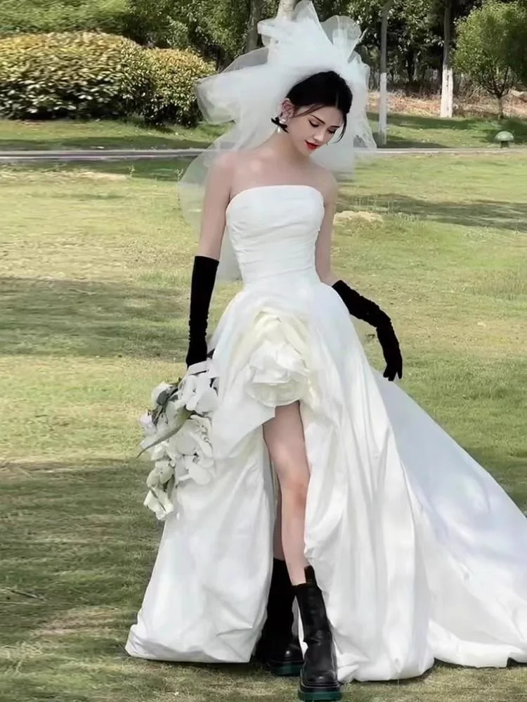 

Модный уличный стиль: наряд для свадебной фотосессии, короткий топ и длинная юбка с шлейфом в корейском стиле, юбка миди с завышенной талией