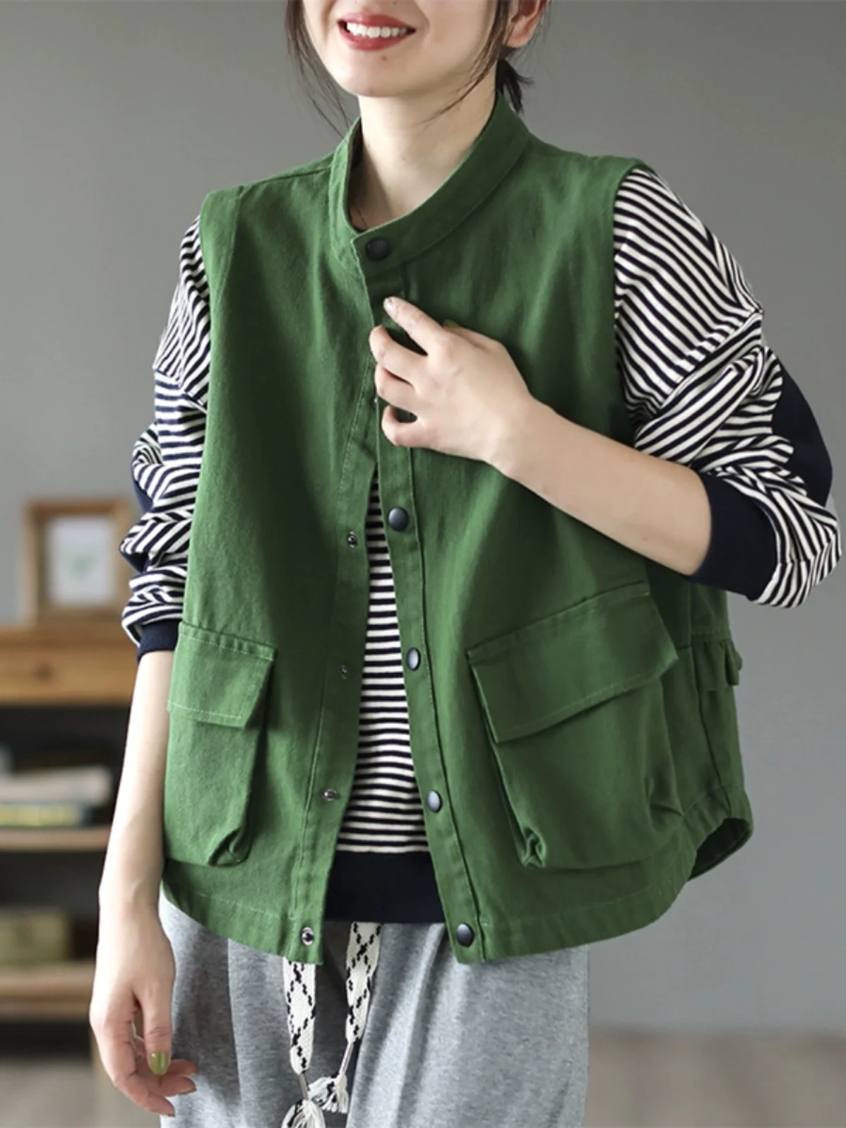 

Casual Layering Women's Vest Jaet Retro Artistic Svel Outerwear Commute Sle Pure Color ket Detail Button Fastening