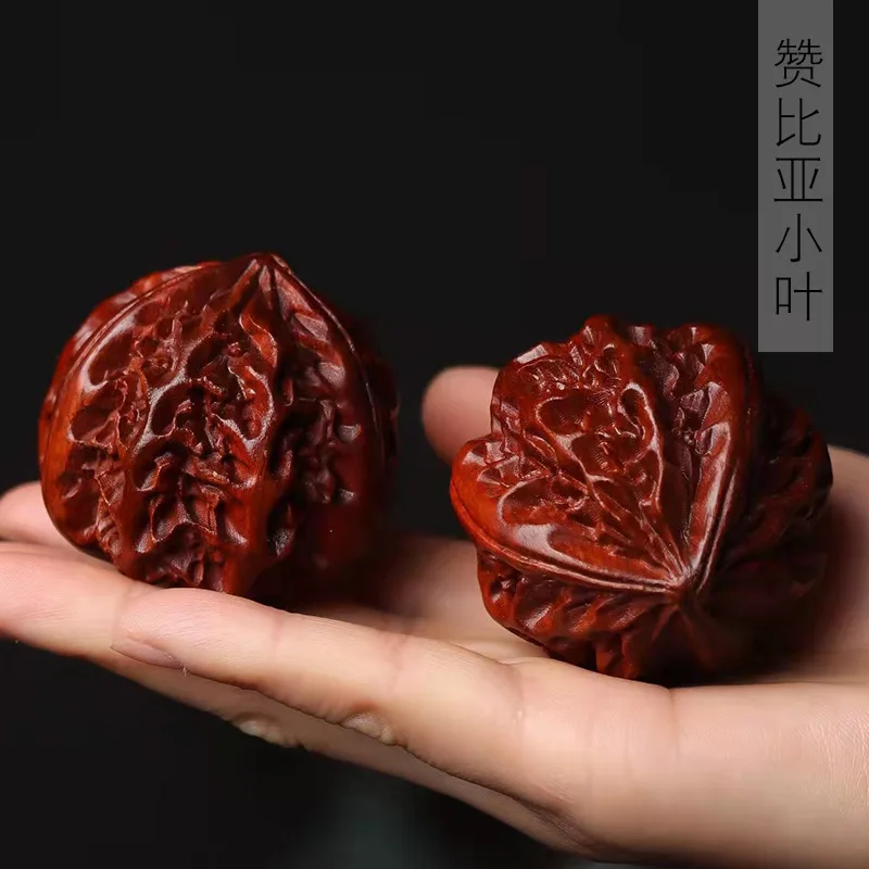 Small-leaf rosewood and walnut fitness ball handpiece, health care for the elderly, handcrafted blood sandalwood art piece, cult