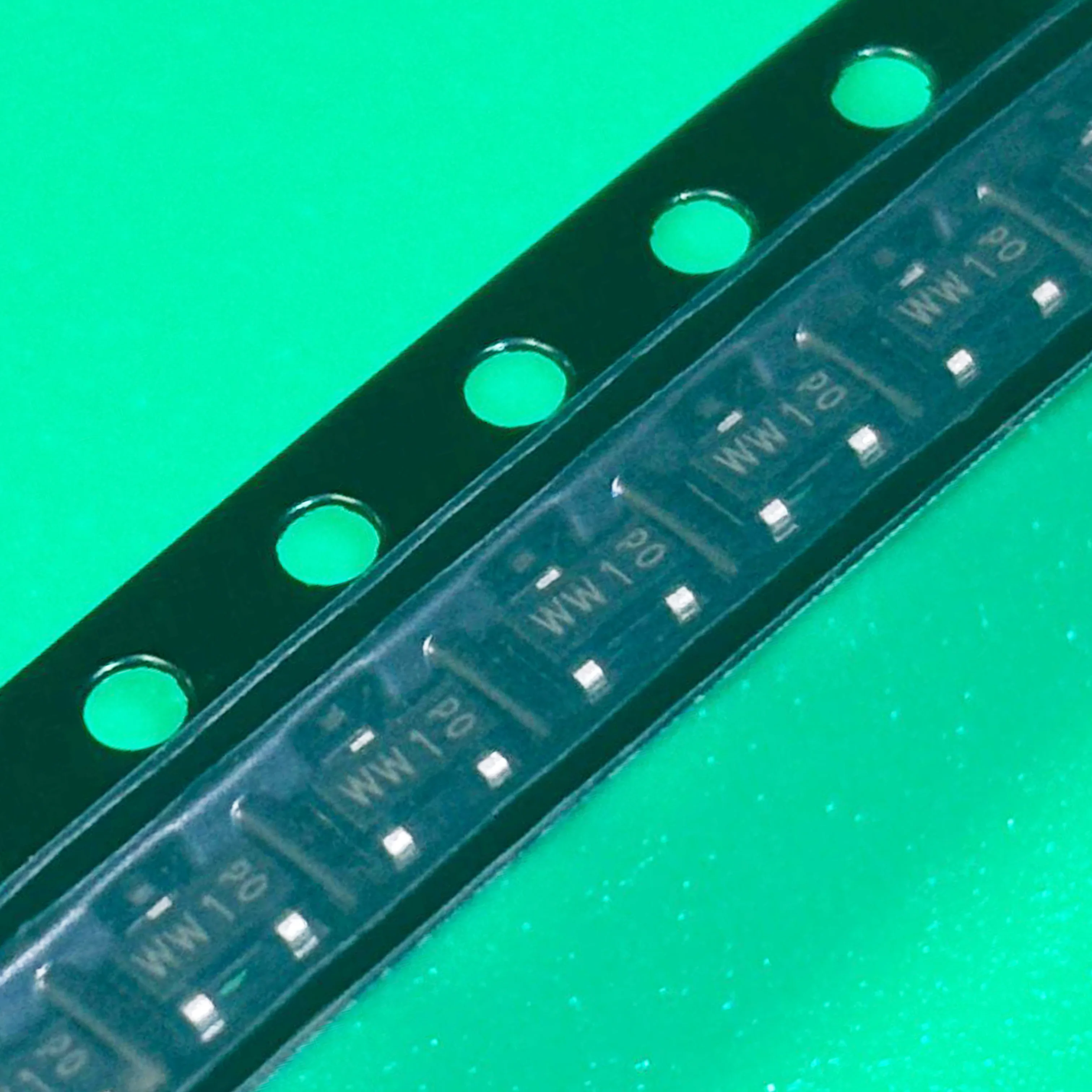 50Pcs/Lot BAT54C SO…