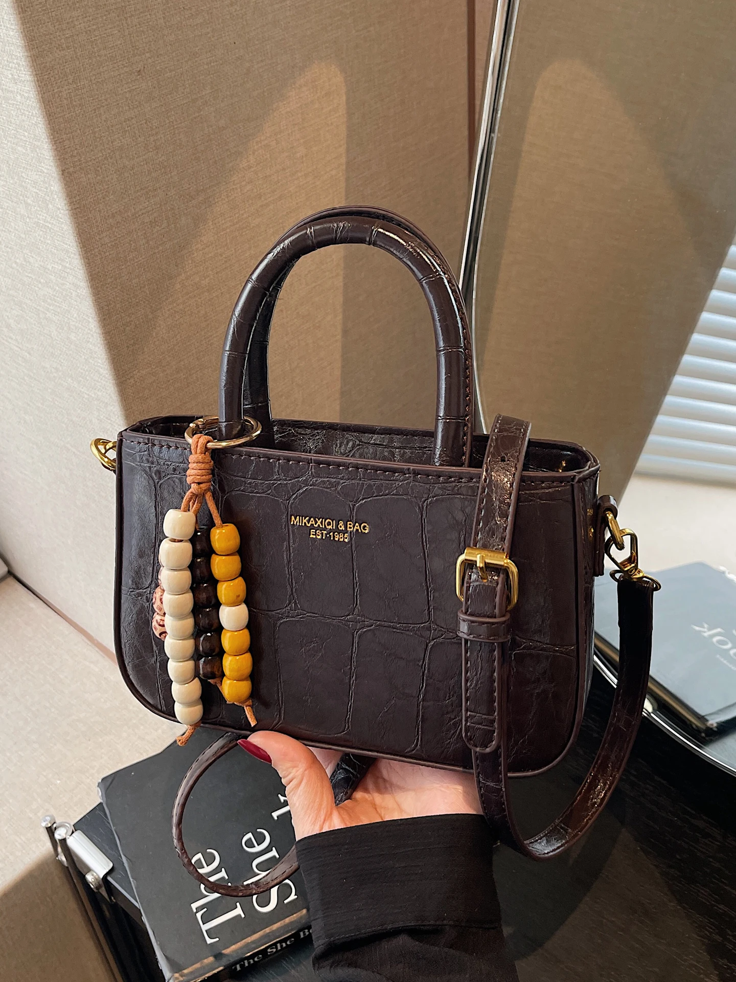 

Женская сумка через плечо с ретро-узором под крокодила, модная, универсальная, маленькая квадратная сумка, сумка на одно плечо