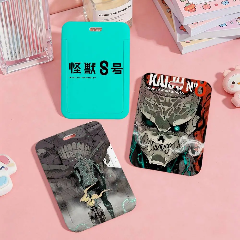 

Милые водонепроницаемые пластиковые держатели для карт K-kaiju No anime 8 для проездных на общественный транспорт, рабочих разрешений и защиты банковских карт.