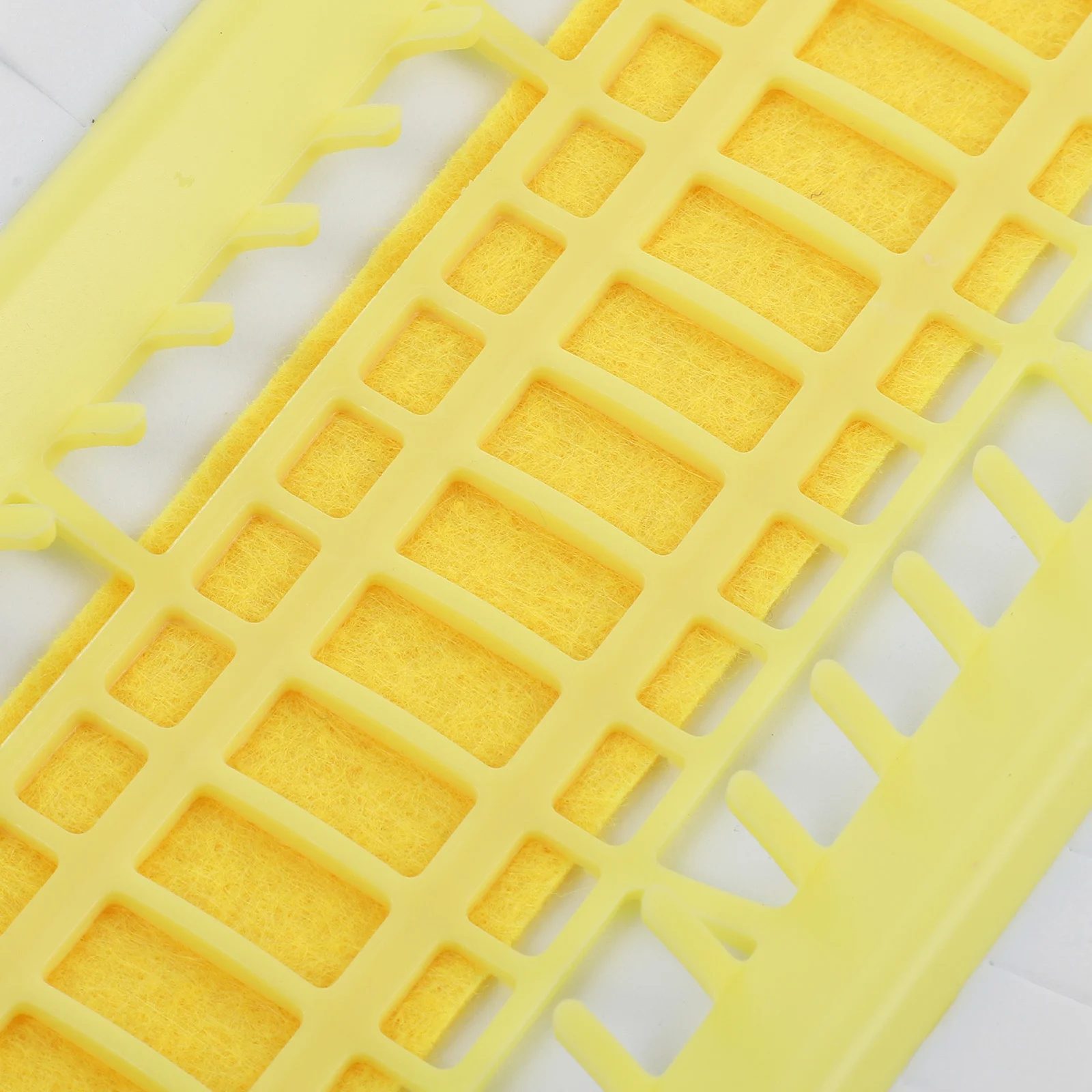 

1Pcs Cross Stitch Thread Organizer 30 Holes Compact Size Portable Embroidery Floss Holder Durable Plastic Tool for Home Yellow