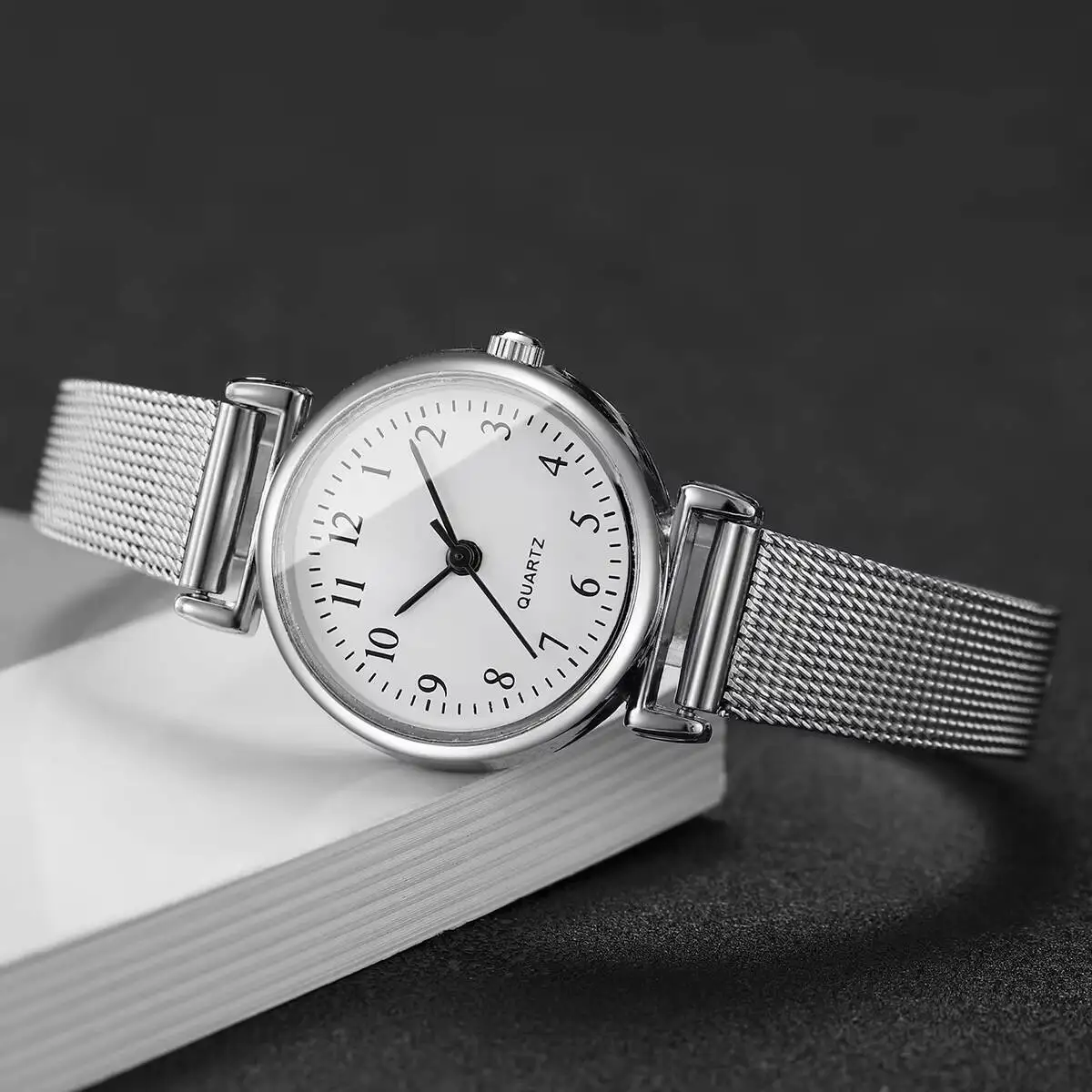 2/4 шт. модные женские часы, повседневные арабские циферблаты, сетчатый ремешок, кварцевые часы, набор браслетов, женские часы (без коробки)