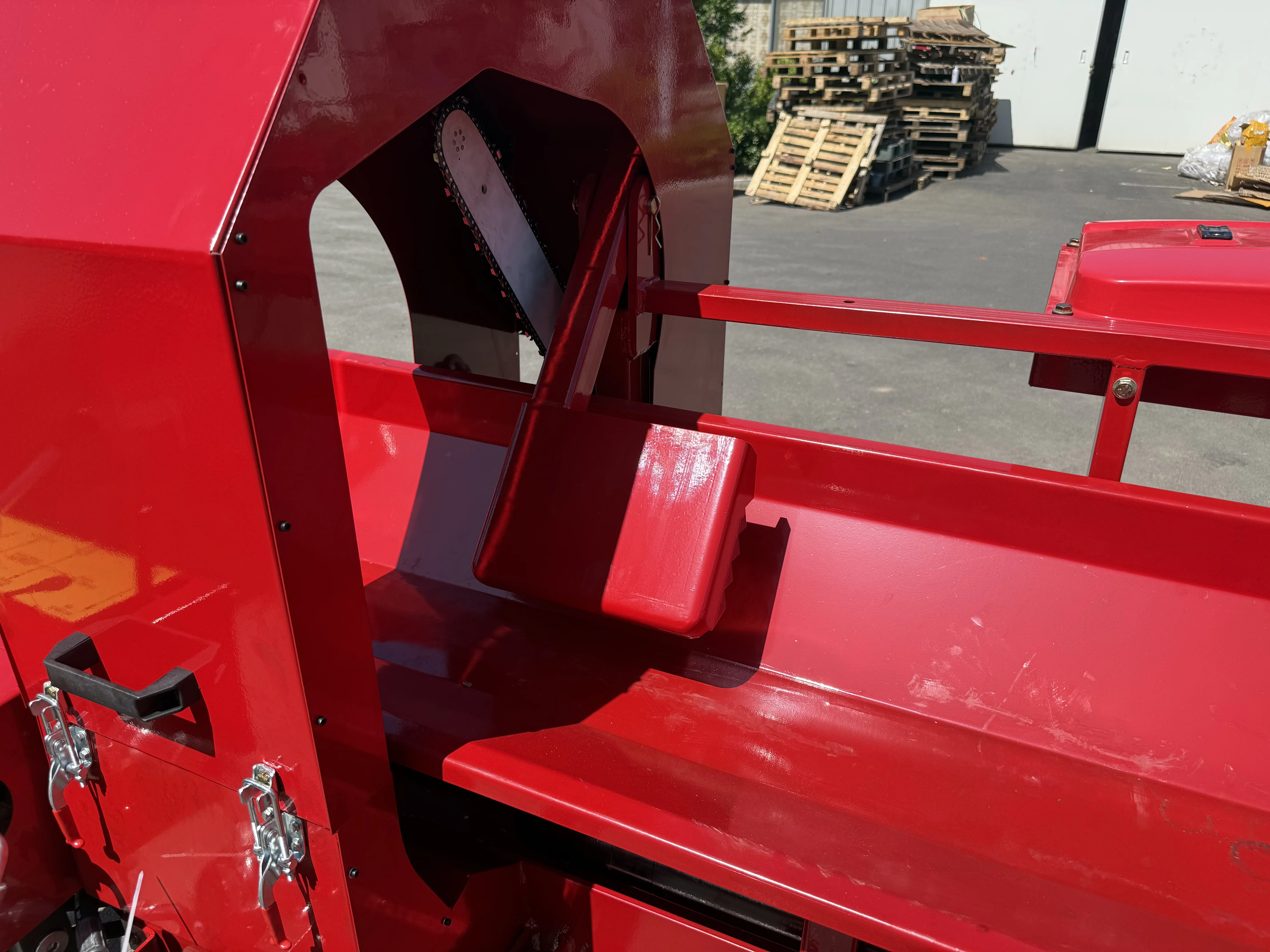 Labor‑Saving Wood Processing Device Electric Log Splitter Firewood Cutter Timber Machine for Courtyard Garden Farm