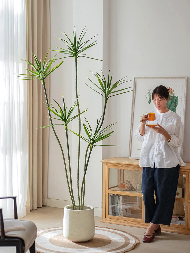 

Реалистичное искусственное растение: Древесина Норвежского Кровавого Дерева, напольное, в горшке, для гостиной, декоративное дерево-бонсай, имитирующее древесину тысячелетнего дерева.