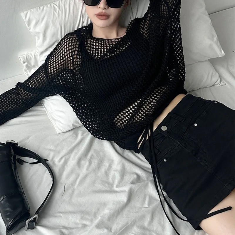 

Thin Round Neck Sun Protection Lazy Design Top for Summer New Loose Hollow Knitted Long Sleeved Pullover Female Clothing