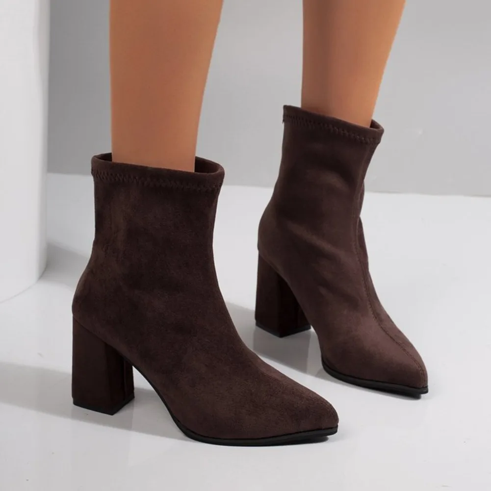 2026 Winter Damenstiefel Spitze Stretch-Sockenstiefel Modische Einfarbige Damenschuhe Hochhackige Kurze Stiefel Moderne Damenschuhe – Detail 6