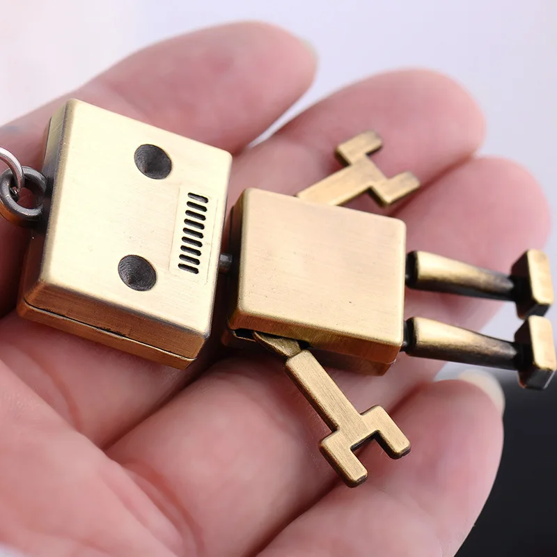 Creative Movable Robot Keychain Cartoon Pendant Keyring Chain Small Gift Car Keychain