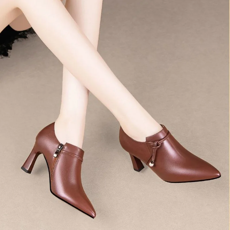 British Style Small Leather Shoes 2024 New Pointed High Heels Women\'s Spring and Autumn Design Retro Deep Mouth Women\'s Shoes