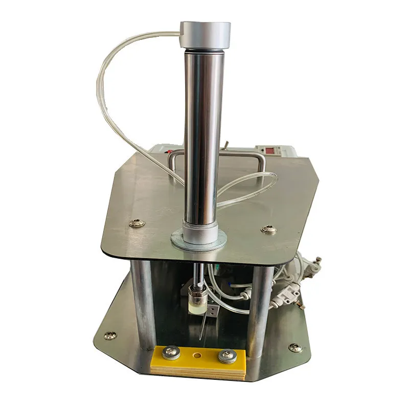 

Elastic buckle rope threading device, labor-saving rope threading machine, semi-automatic non-painful hand threading machine,