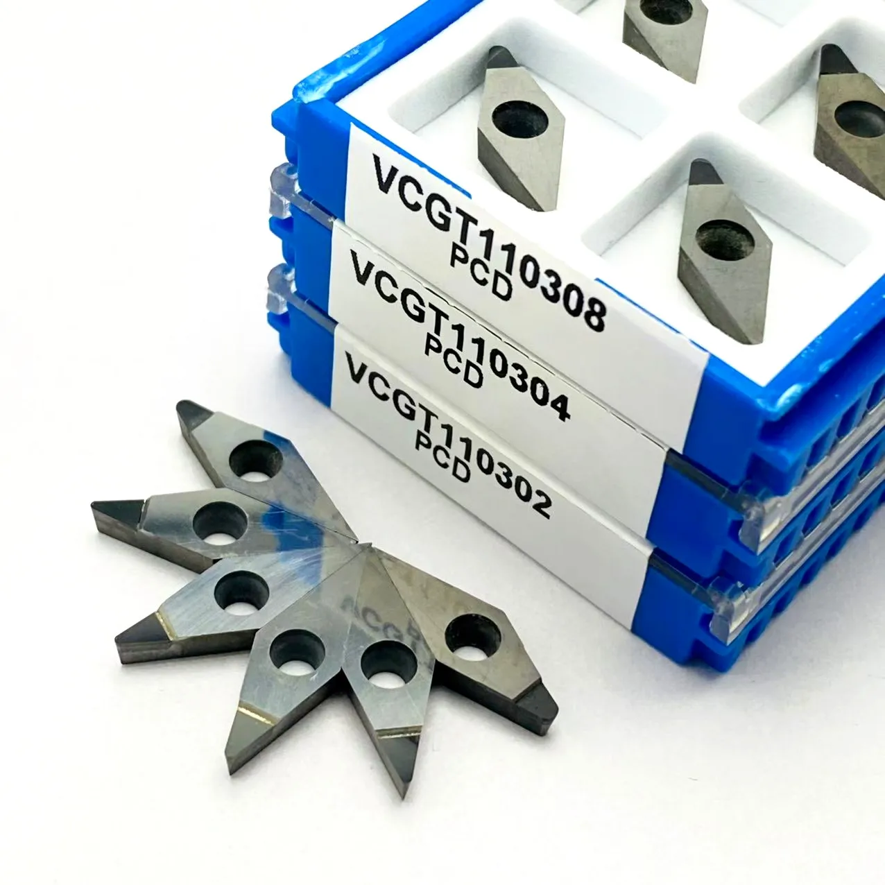 10PCS CBN PCD VCMT110302 VCMT110304 VCMT110308 is used for hard steel and cast iron PCD tool processing of copper and aluminum