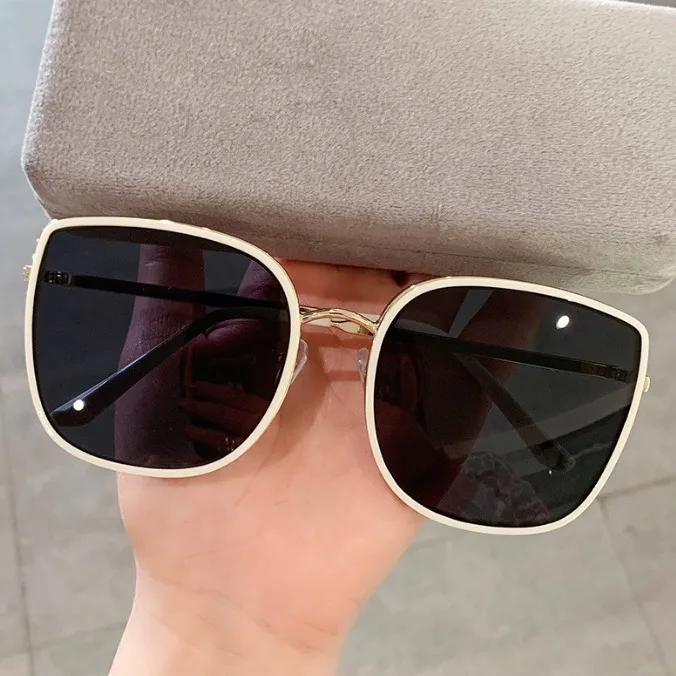 GM sunglasses women's milk white high-end big face thin square Internet celebrity polarized sunglasses glasses