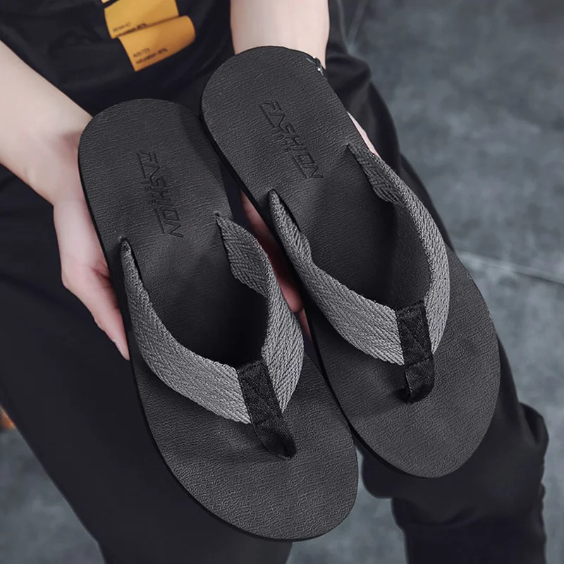 Spring and Summer Men\'s Casual Thong Sandals - Fabric Uppers with Non-Slip Sole, Comfortable Flip-flops for Indoor and Outdoor