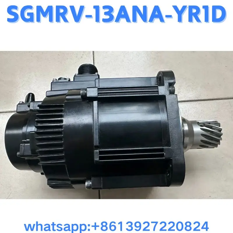 Motor usado SGMRV-13ANA-YR1D teste OK Transporte Rápido