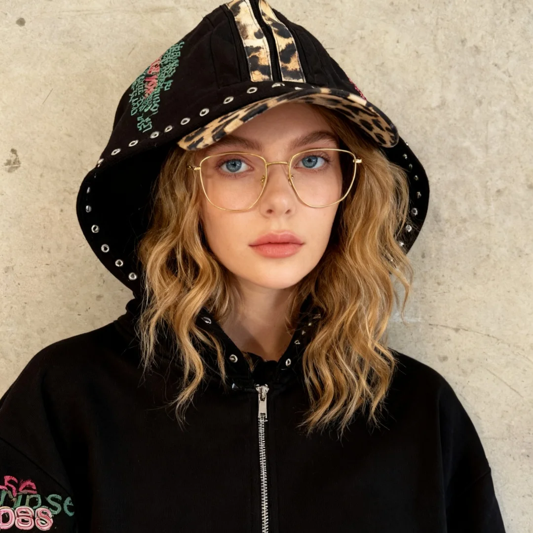 เสื้อฮู้ดลายเสือดาว Y2K แบบมีซิป สไตล์ลำลอง ทรงหลวม แฟชั่นสตรีทแวร์ เสื้อสเวตเชิ้ตพิมพ์ลายตัวอักษรสุดเทรนดี้