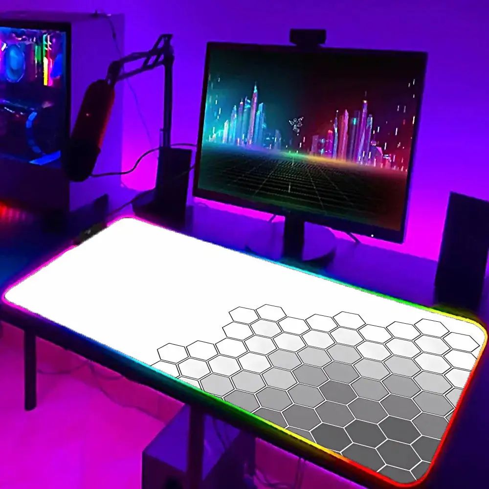 لوحة ماوس فنية هندسية XXL RGB لوحة ماوس للألعاب HD ملحقات ألعاب كبيرة بإضاءة LED وسجادة كمبيوتر شخصي مع إضاءة خلفية