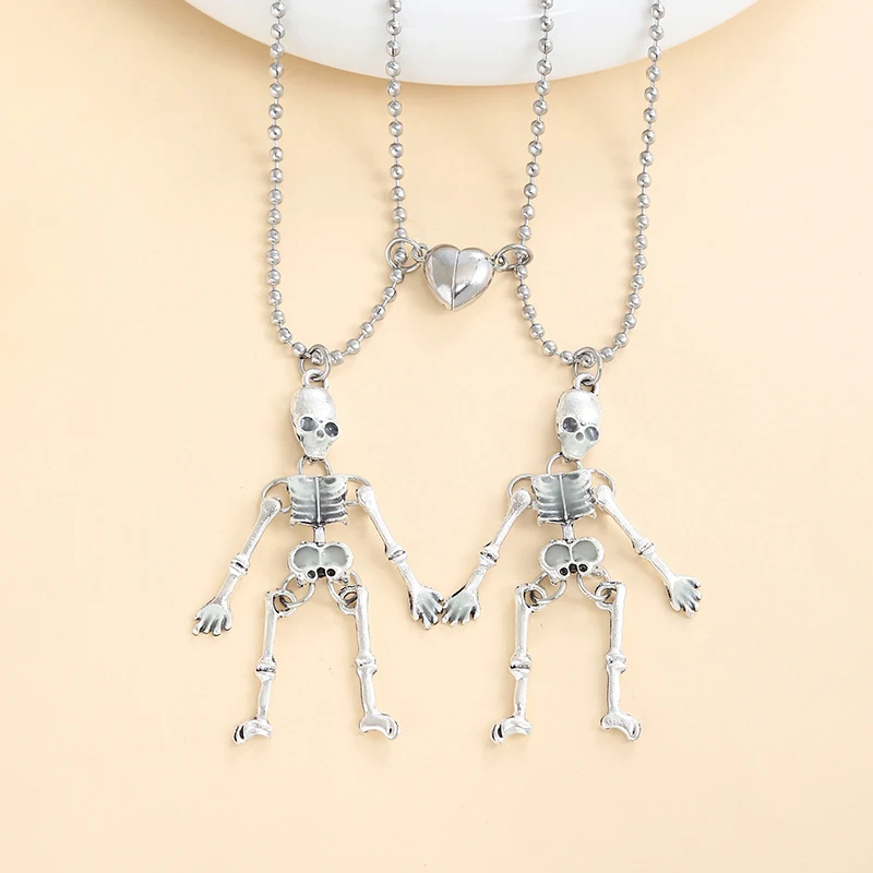 ฮาโลวีน Luminous Skeleton จี้สร้อยคอ Punk ผู้หญิง Man หัวใจแม่เหล็กคู่สแตนเลสเครื่องประดับของขวัญ Party