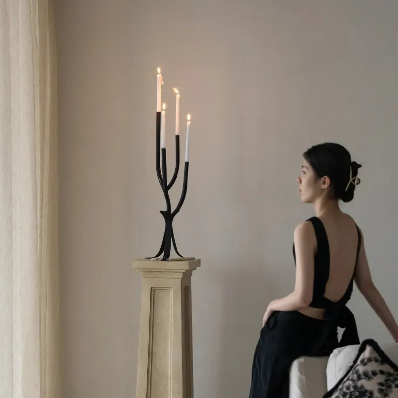 Nordic light luxury retro candlestick ornament, black wrought iron entrance ornament, high-end home soft decoration