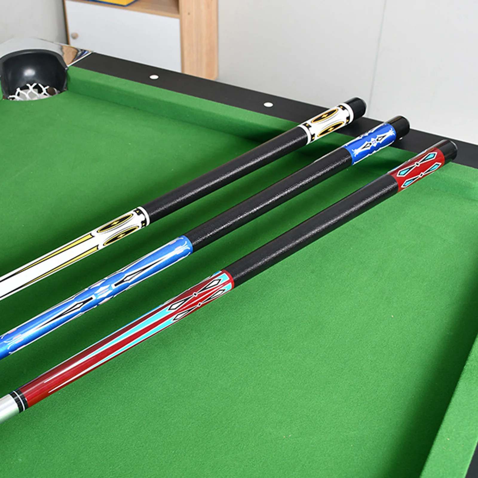 Pool Cue Wood Cue Stick Billiard Pool Cues Professional White Ash Snooker Billiard Pool Cue for Professional Billiard Players