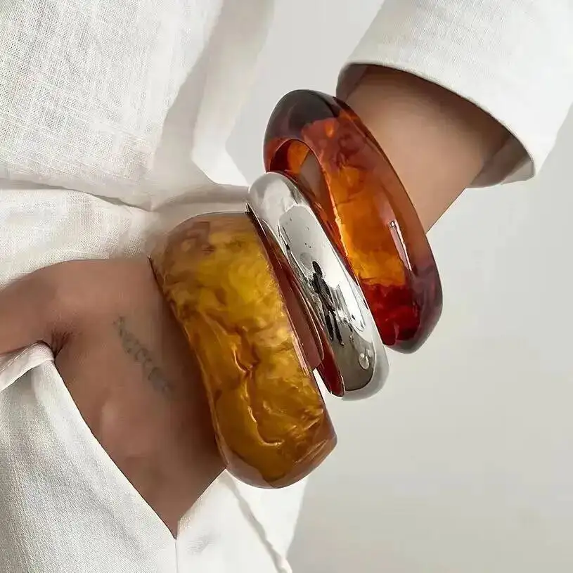 

KunJoe 3 Styles Trendy Brown Thick Resin Acrylic Wide Bangle Bracelet for Women Retro Irregular Geometric Stackable Bangle New