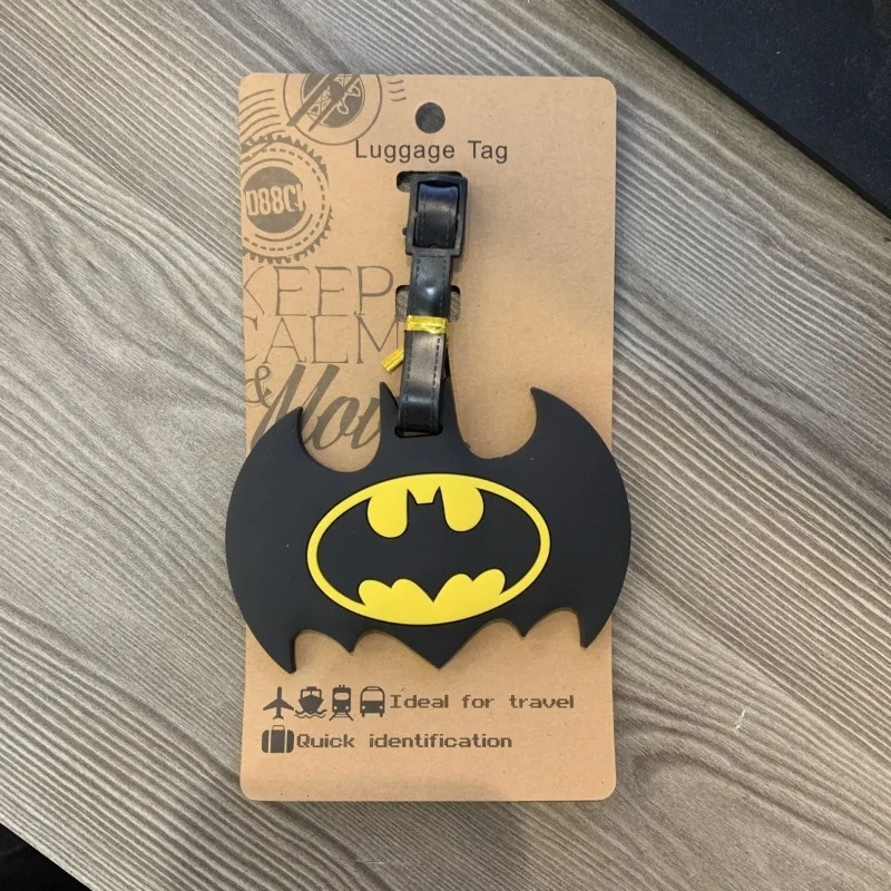 BeastKingdom DC Series Batman Linda personalidad forma de dibujos animados Simple y de moda portátil viaje Check-in etiqueta de equipaje colgante