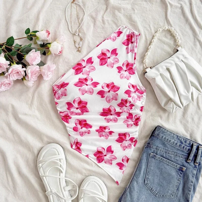 

Женский летний сексуальный трикотажный топ с нерегулярным цветочным принтом, облегающий топ с лямкой на шее, косой воротник, плиссированный модный топ для отдыха и пляжа