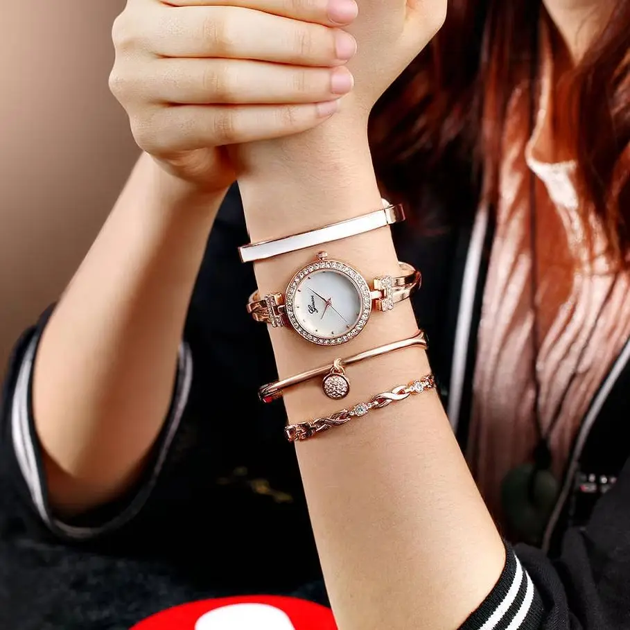 طقم أساور وسوار، طقم ساعة يد وسوار مكون من 4 قطع أنيق للنساء، عملي ومتعدد الاستخدامات