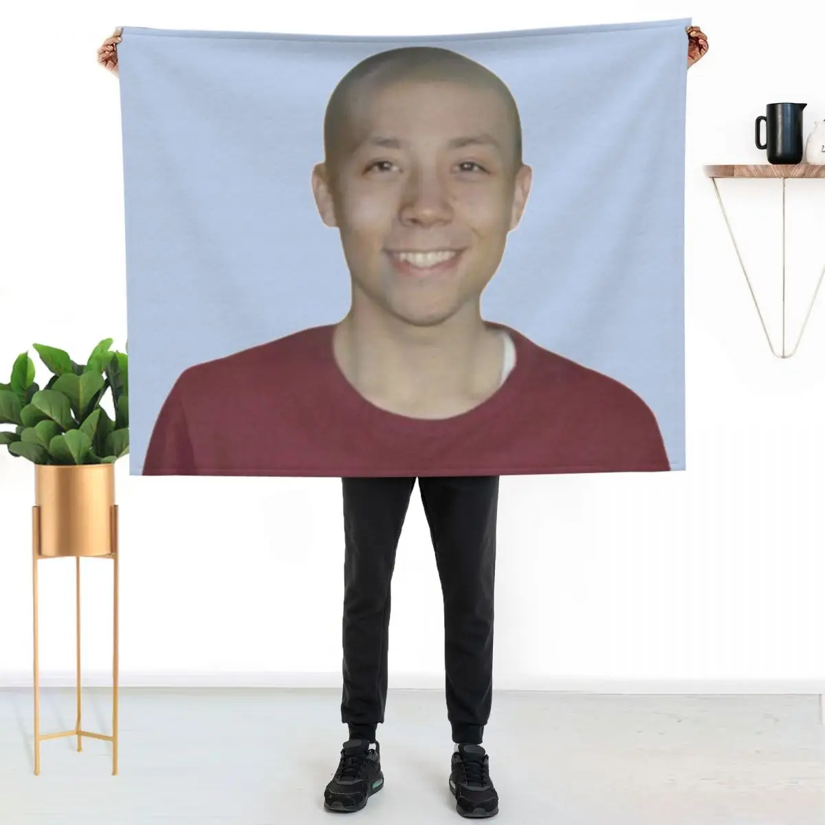 

Bald Quackity | Big Q Throw Blanket Long Lasting Soft Plush Blanket for Daily Use