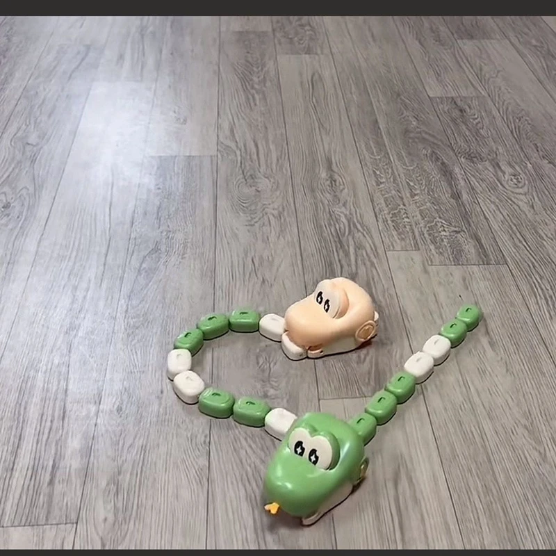 Remote Control Gluttonous Snake Magnetic Toy Two Player Battle Interactive Magnetic Eating Snake Remote Control Car For Adult