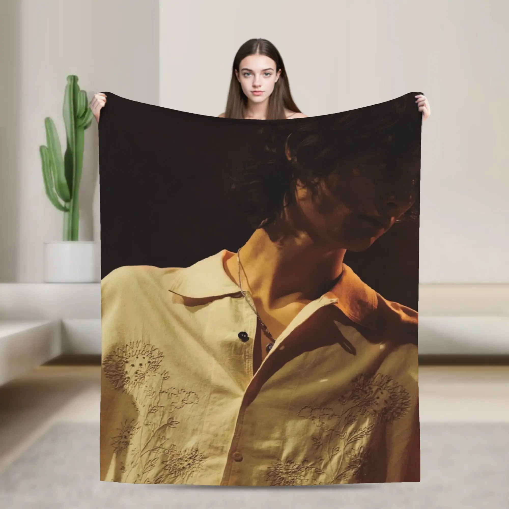S-SOMBR World Tour Flannel Blanket  Super Warm Throw Blanket for Couch Bed Picnic Street Trend Bedspread Sofa Bed Cover