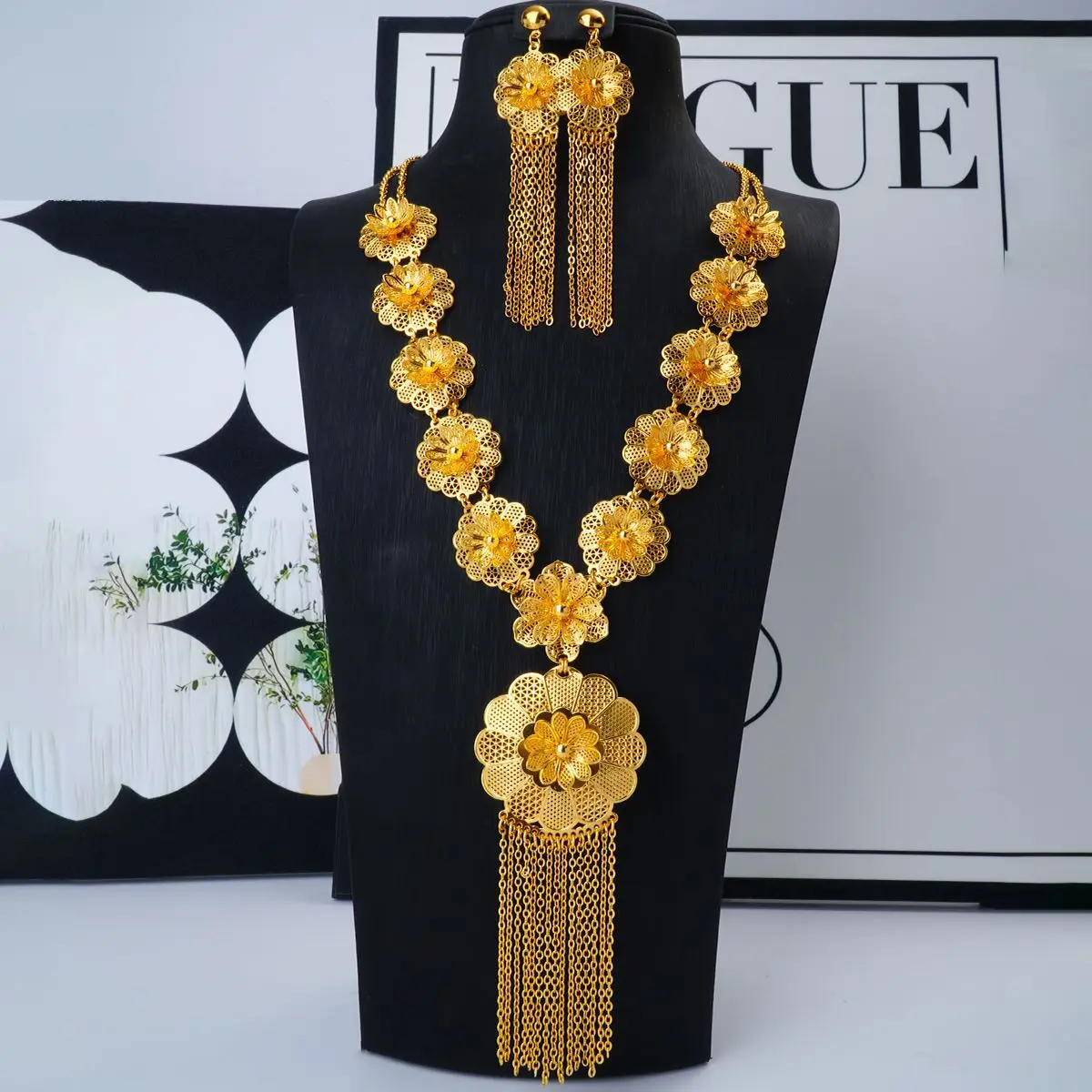 

Новые французские 24-каратные позолоченные серьги-колье для романтической свадебной вечеринки, комплект ювелирных изделий для влюбленных YY10897