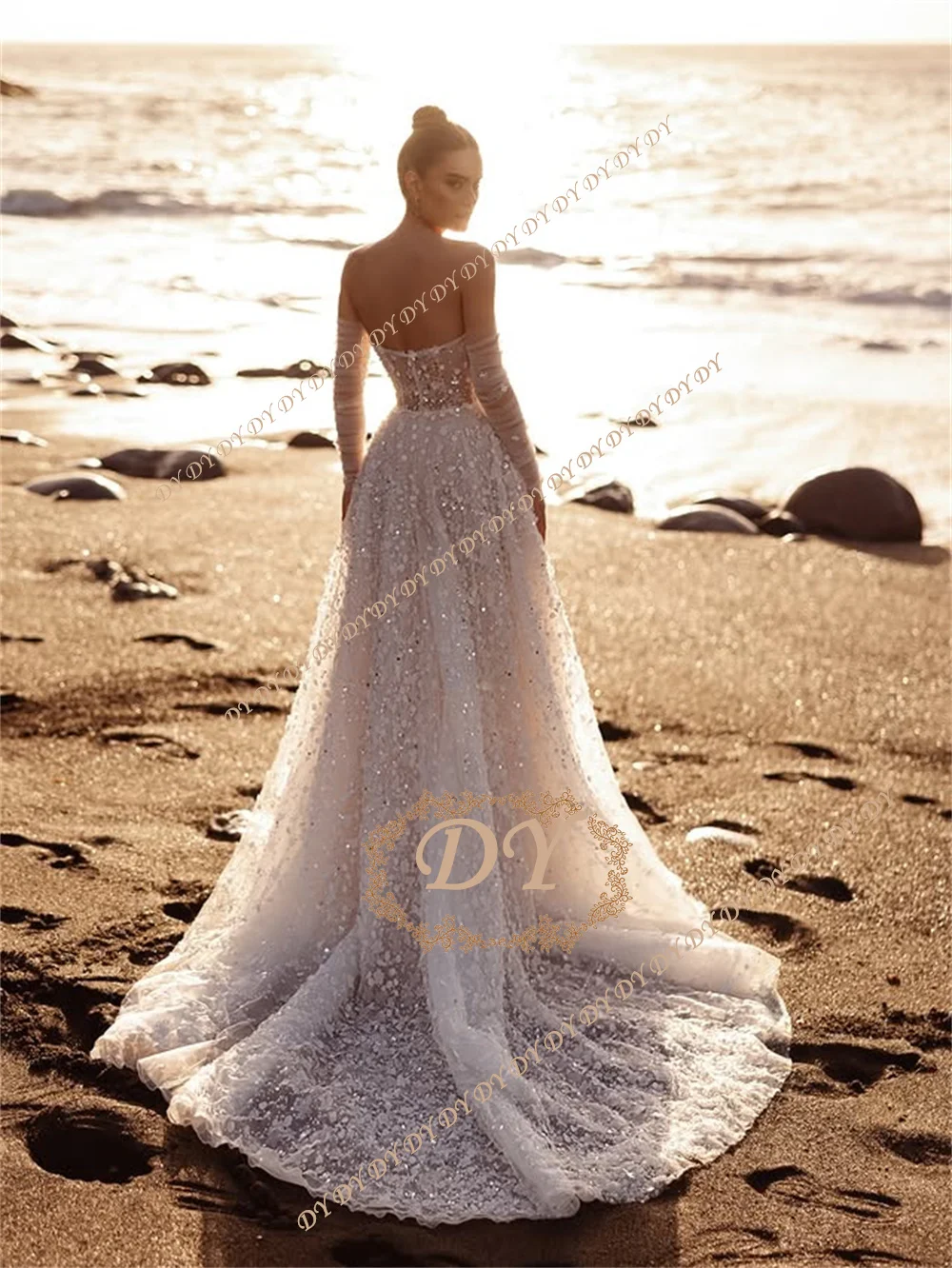 

Элегантные блестящие свадебные платья DY с аппликациями, с открытыми плечами, А-силуэт, с блестящими декоративными элементами, свадебное платье на заказ