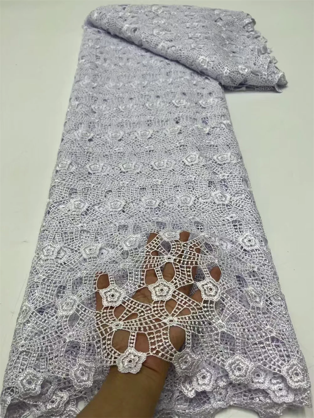 

white Latest African Guipure Cord Lace Fabric 2025 Style Nigerian Water Soluble Lace Fabrics 5 Yards for Wedding Party
