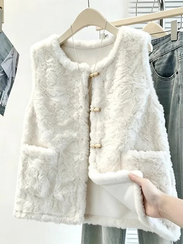 Authentic Fall Winter Loose Lightweight Warm Sleeveless Large Size Faux Fur Vest Fashionable Outerwear Ladies' Jacket