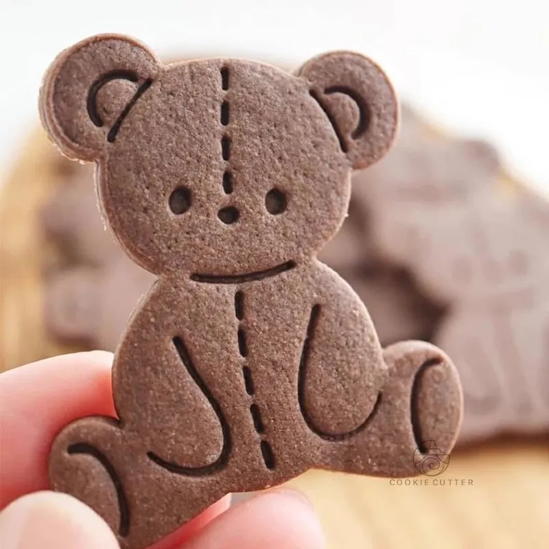 Cortador de galletas con patrón de oso de muñeca, sello de galletas con forma de Animal lindo, herramienta de decoración de pasteles de fiesta y horneado, molde prensado a mano, 2 piezas por juego