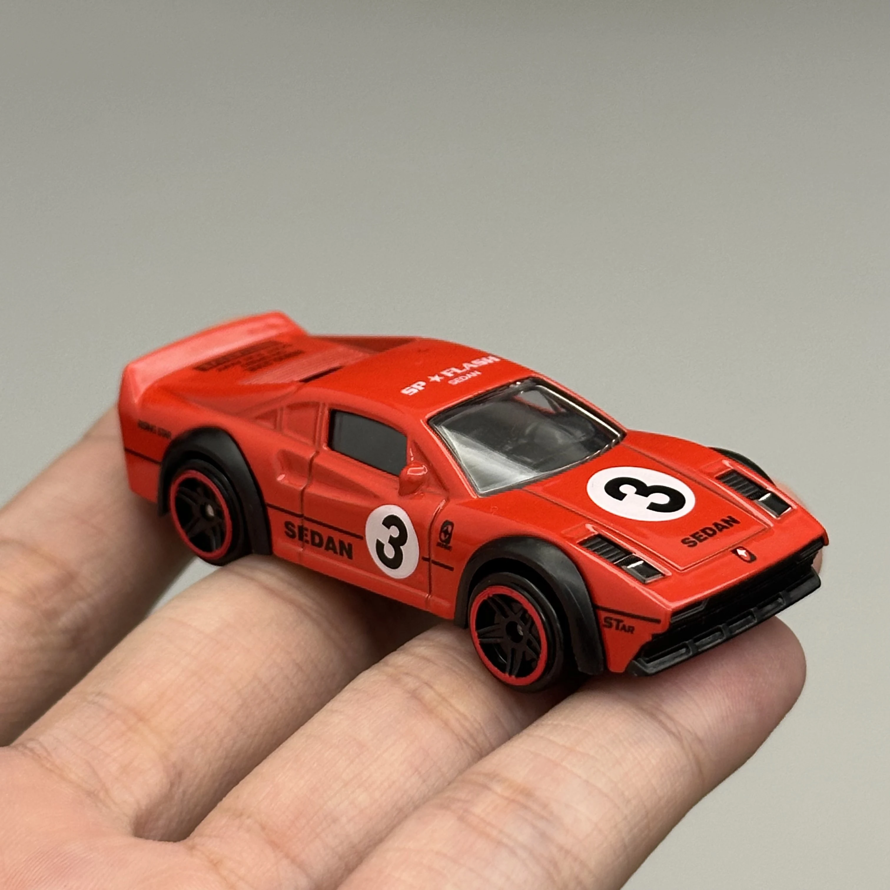 1/64 Scale Diecast Car Model Alloy Vehicle Mini Toy Metal Body Realistic Collectible Car Gift For Kids And Car Collectors