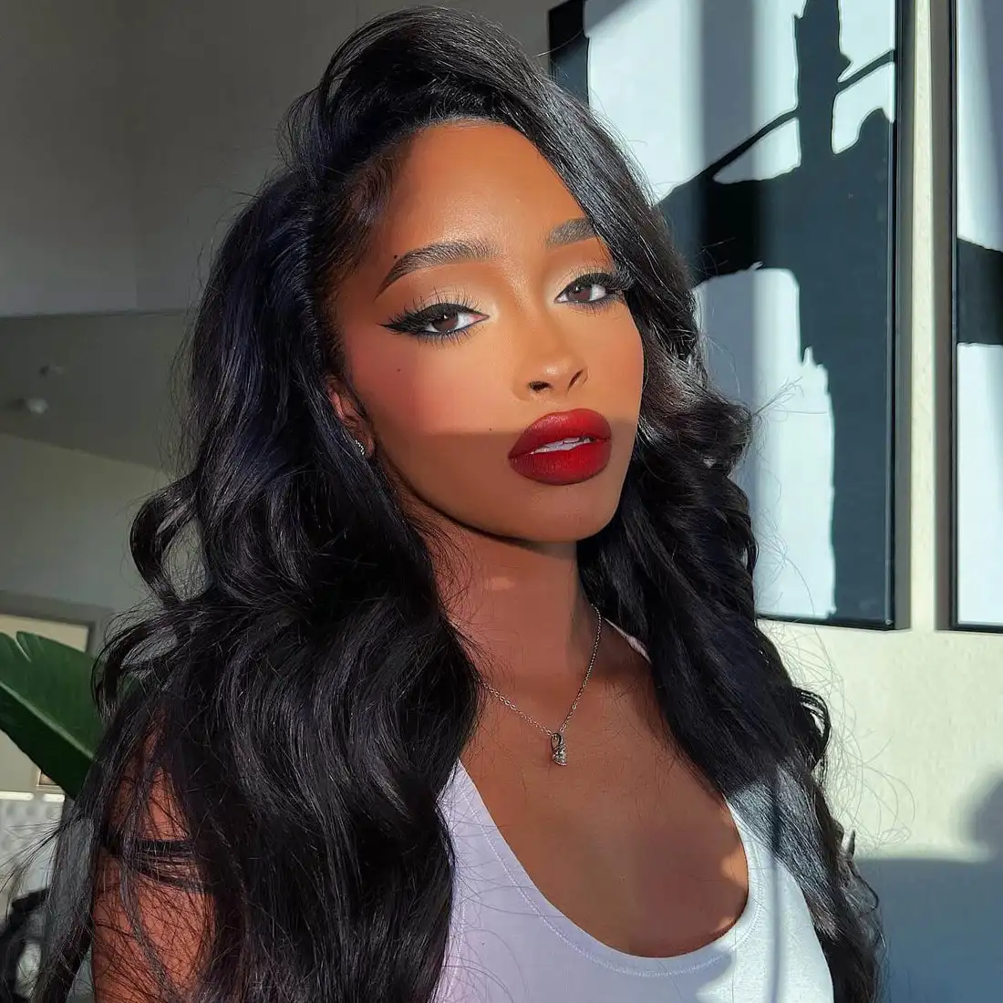 プレプラッキング済みブラジル産人毛HDレースフロントウィッグ 13x4 HDレースフロントウィッグ 密度180% ボディウェーブ人毛ウィッグ