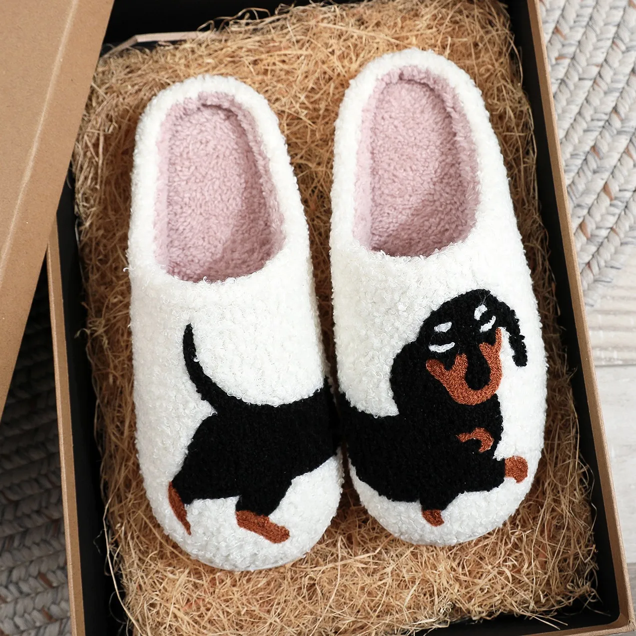 New Sausage Dog Cotton Slippers for Women Home Indoor Winter Warm Plush Slippers for Men Cute Pet Dog Slippers for Couples