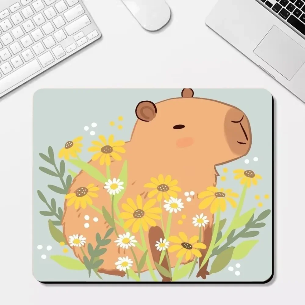 Capybara Mousepad 25x29cm Small Table Mat Student Mousepad Computer Keyboard Pad Games Pad Desk Mat for PC Gamer Mousemat